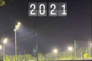 残酷🥶周薪32.5万镑的斯特林晚上才能来训练，无法回归一线队